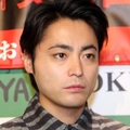 【爆笑】電車での閲覧注意!?山田孝之のCMが面白すぎる!【まとめ】