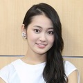 吉本実憂の年齢・出身地を紹介!同い年・同郷出身の芸能人は?