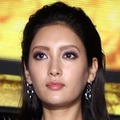 『土竜の唄』で菜々緒が"見て"とパンチラ全開!?過激すぎるセクシーシーン!