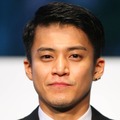 小栗旬主演ドラマ『CRISIS』を3分で紹介!西島秀俊がタジタジに?