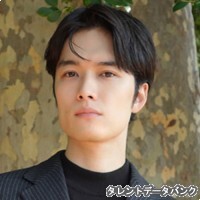 入江甚儀