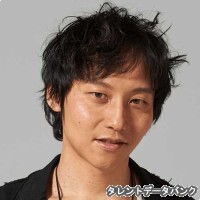 兼松若人