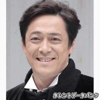 デビット伊東