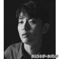 折坂悠太
