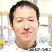 町屋佳宏
