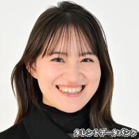 下口ひなな