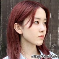鈴木里咲